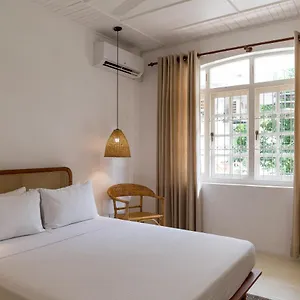 Srilax Bed & Breakfast